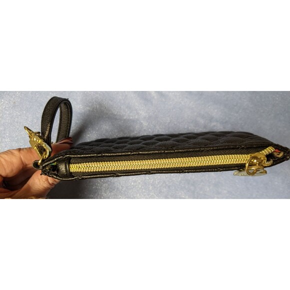 Betsey Johnson Black Quilted Faux Leather Heart Design Clutch Gold Hardware - Picture 6 of 8